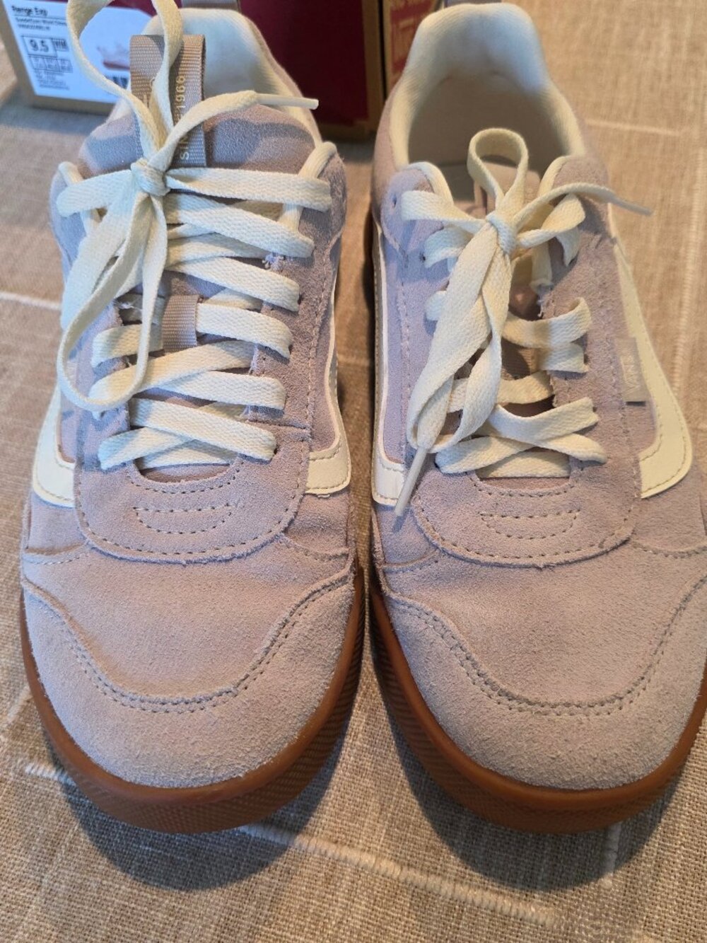 Like New w/Box Vans Range EXP Suede Gum Wind Chime Sneakers 9.5